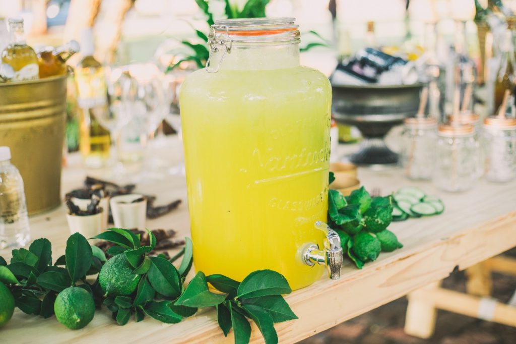 Fresh Lemondade - Weddings in the Algarve - Bar Service