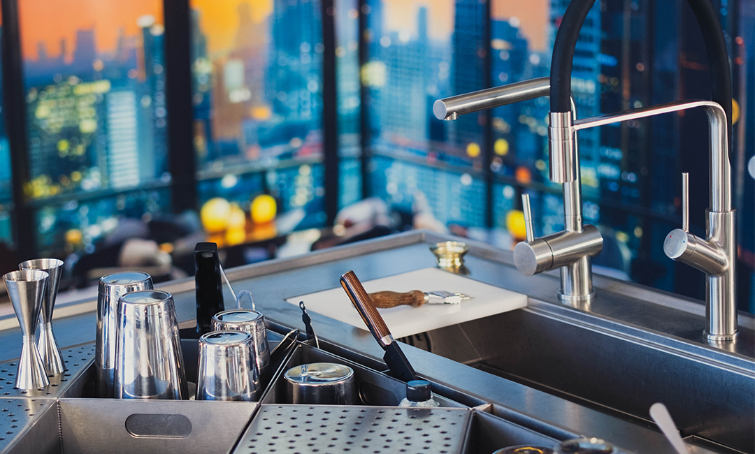 bar station