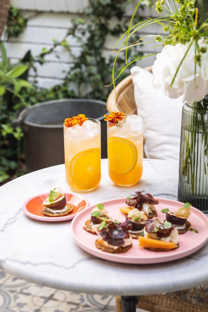 cocktails and canapes